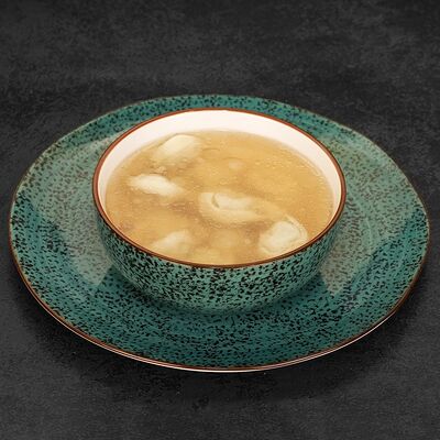 Пельмени в бульоне в Чайхана Восток № 1 по цене 630 ₽