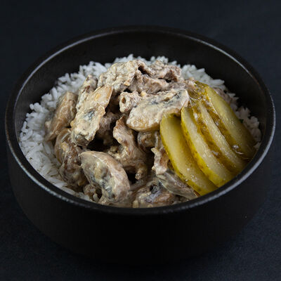 Бефстроганов по-азиатски в Pho Tom по цене 590 ₽