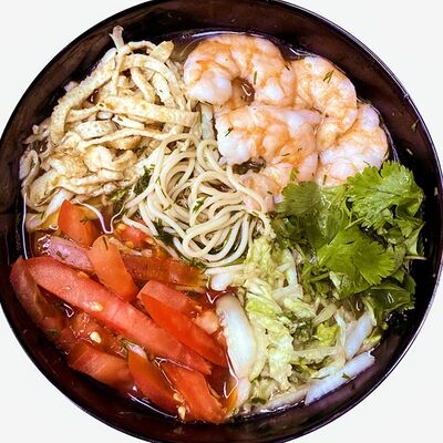 Холодный суп Кукси с креветкой в Sushi Bistro по цене 460 ₽