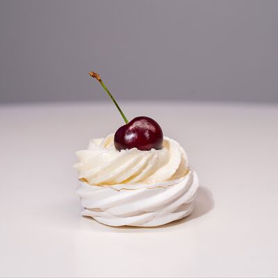 Анна Павлова маракуйя-лимон в ТРУФ кондитерский цех по цене 270 ₽