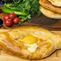 Хачапури по-аджарски в Султан лагман