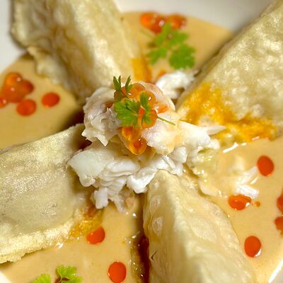 Special гедзе с креветками в Море на Патриках по цене 890