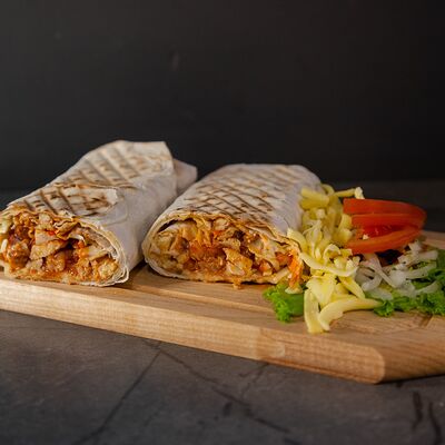 Шаурма Сырная в Doner Lankon по цене 350 ₽