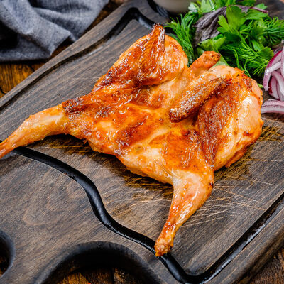 Перепелка в тандыре в Роял Палас по цене 490 ₽