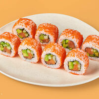Ролл Калифорния с лососем в Галерея Суши