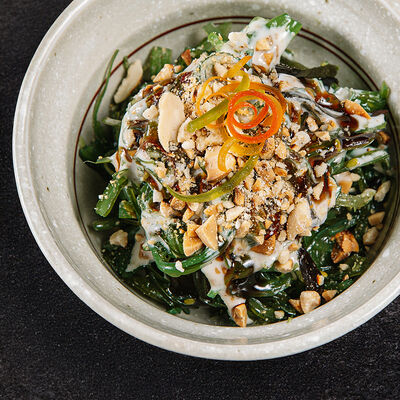 Чука с ореховой заправкой в Self Edge Japanese по цене 400 ₽