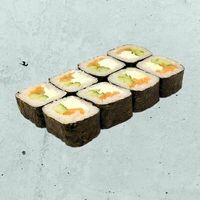 С лососем в ТутСуши