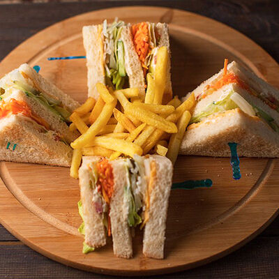 Клаб сэндвич вегетарианский в Hot Chicken по цене 24000 ₽