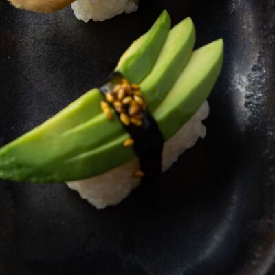 Суши с авокадо в COBA restaurant по цене 230 ₽