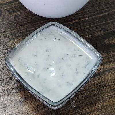 Чесночный в Хинкальная Едим вкусно по цене 60 ₽