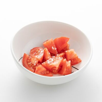 Розовые томаты в Nothing Fancy по цене 300 ₽