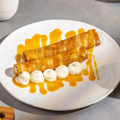 Блинчики с манго в Studio по цене 450 ₽