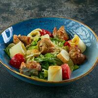 Теплый салат с курицей и копченым сыром сулугуни в ЛарисуВаннуХочу