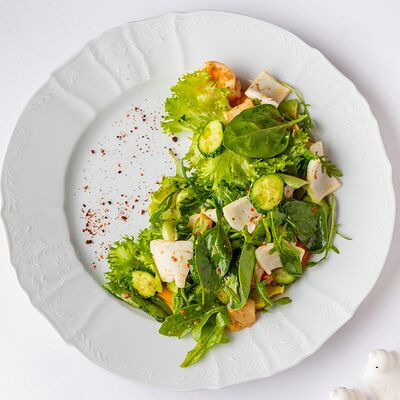 Салат с морепродуктами и манго в Leto по цене 1630 ₽