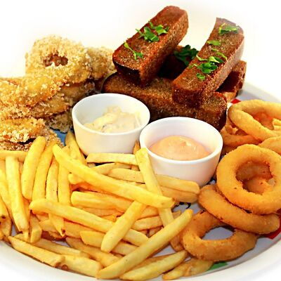 Пивная тарелка с картофелем фри в Паприка по цене 1100 ₽