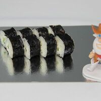 Мини-ролл с огурцом в Рис & Рыба
