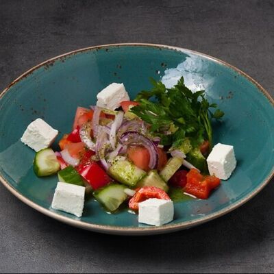 Горский салат в Дагестанская кухня ГОРНЫЙ ЧАЙХАЛЯЛЬ по цене 470 ₽