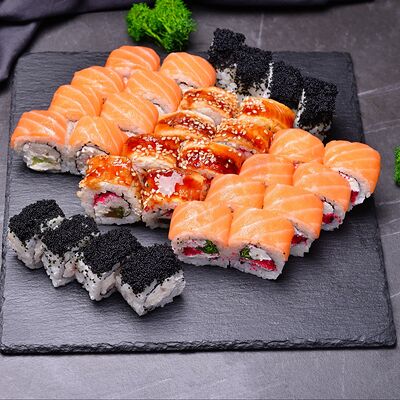 Сет Премиум лайтв Суши Хаус по цене 2470 ₽