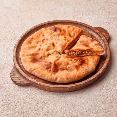 Кубдари в Хачапури выпечка и вино по цене 670 ₽