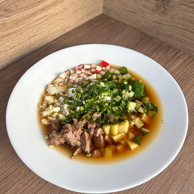 Окрошка мясная на квасе в Великолепный век по цене 320 ₽