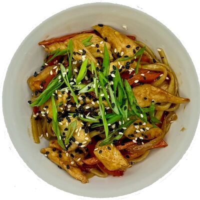 Острый вок с курицей и овощами в Добрая кухня по цене 469 ₽