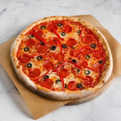 Пицца чоризо в Cafecafe по цене 640 ₽