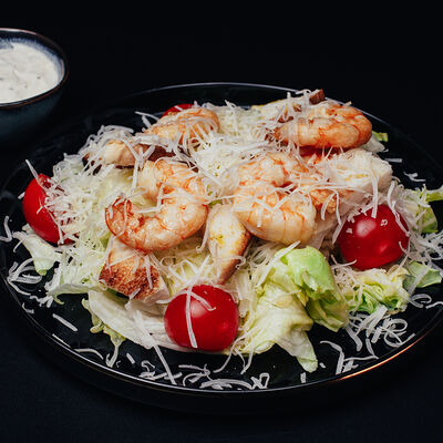 Цезарь с креветками в BBS Kitchen по цене 769 ₽