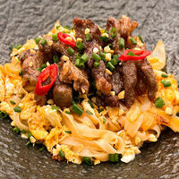 Лапша Пад Тай с говядиной в Место Про Тесто