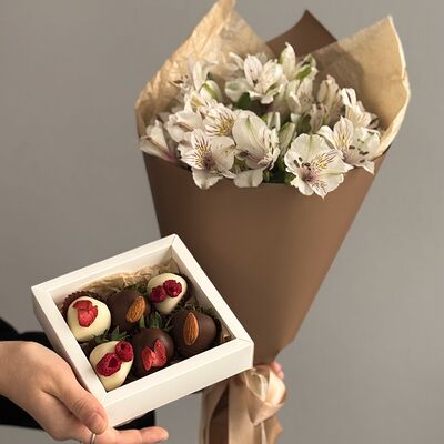 Комбо-набор №26 в Клубника по цене 3990 ₽