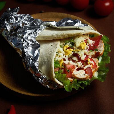 Цезарь-ролл острый в Это вкусно по цене 449 ₽