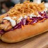 Хот-дог с курицей и салатом коул слоу в Смоки-Доги по цене 260