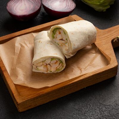 Ролл с курицей в медово-горчичном соусе в Кофе Рам по цене 560 ₽