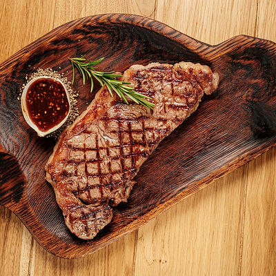 Стейк Нью-Йорк в Ватерлоо по цене 2520 ₽