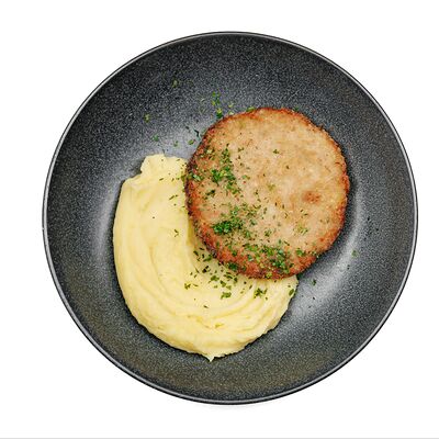 Куриная котлета с картофельным пюрев Мистер лим по цене 390 ₽