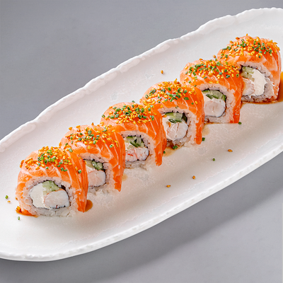 Ролл с лососем и креветками в Gaijin по цене 1590 ₽