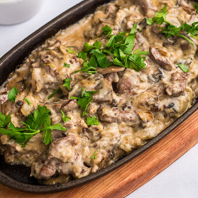 Настоящий Беф-строганофф в Stroganoff Steak House по цене 2390 ₽