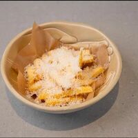 Картофель фри с пармезаномв Hug