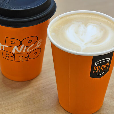 Кофе Флэт Уайт в Do.bro coffee по цене 450 ₽