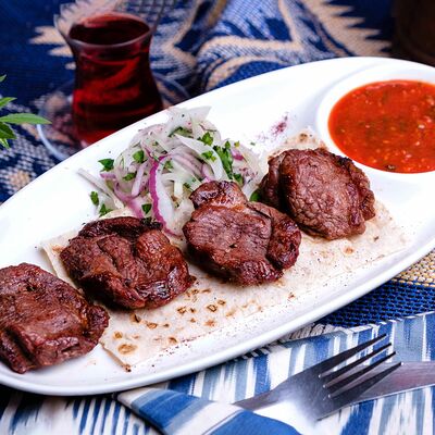 Мякоть баранины в Кафе кавказской кухни Хурма по цене 590 ₽