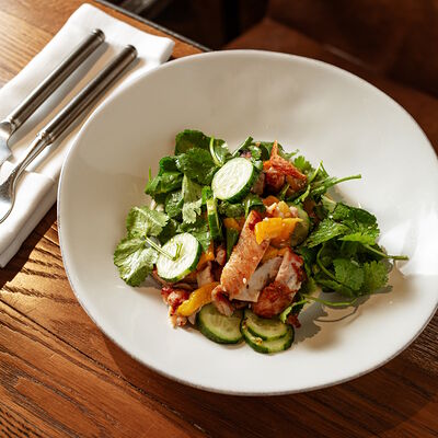 Деревенский салат с курицей в Сыроварня по цене 530