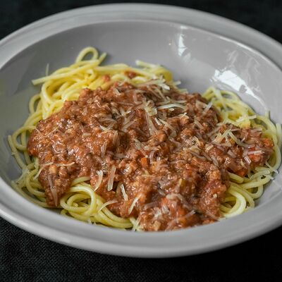 Паста Болоньезе в Daddys pub по цене 625 ₽