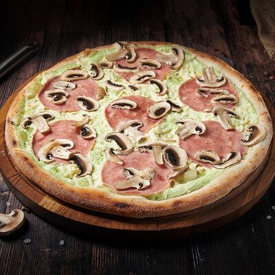 С ветчиной и грибами D23 Пицца на тонком тесте в Пицца Хаб по цене 506 ₽