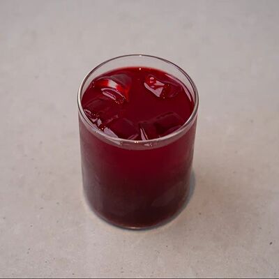 Лимонад Свекла-личи в Hug по цене 250 ₽