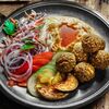 Хумус с овощами в Kebab hub по цене 695
