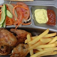 Порцияголень/крылышки в Mister Giros