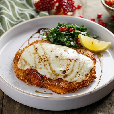 Цыпленок в панировке с сыром в Пряности & Радости на Васильевском по цене 690