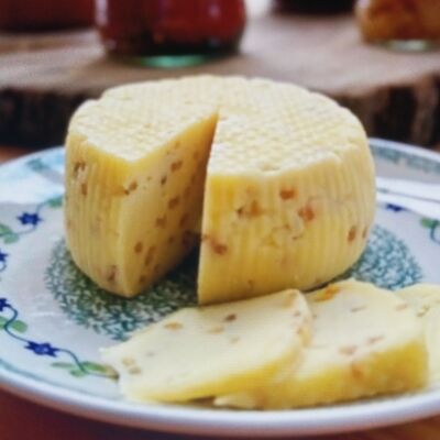 Качотта с пажитником в Сыроварня по цене 380 ₽