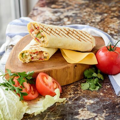 Реально сырная шаурма в Дак и Чо по цене 259 ₽