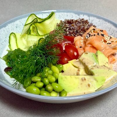 Боул с красной рыбой в Oasis по цене 690 ₽