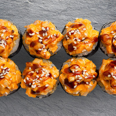 Ролл запеченный Чикен в Престо по цене 620 ₽